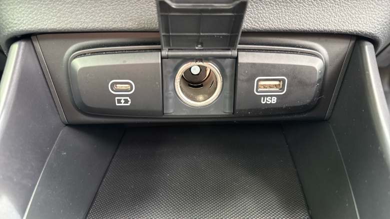 Hyundai i20 1.0T GDi Advance [Nav] 5dr Petrol Hatchback